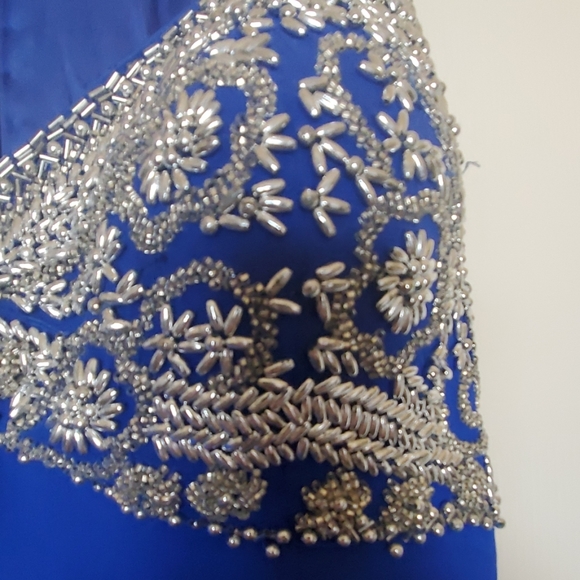 Beautiful royal blue chiffon formal w/ beaded top - Picture 7 of 8